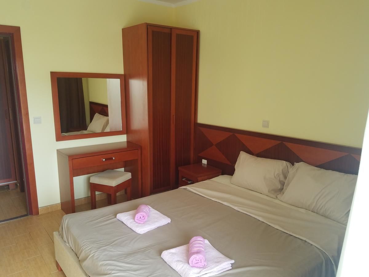 Апартаменты Villa Swan Бар-21